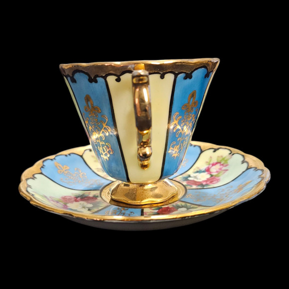 Vintage Teacup and  Saucer Set Royal Sealy China Blue with White Roses Japan - Picture 4 of 8